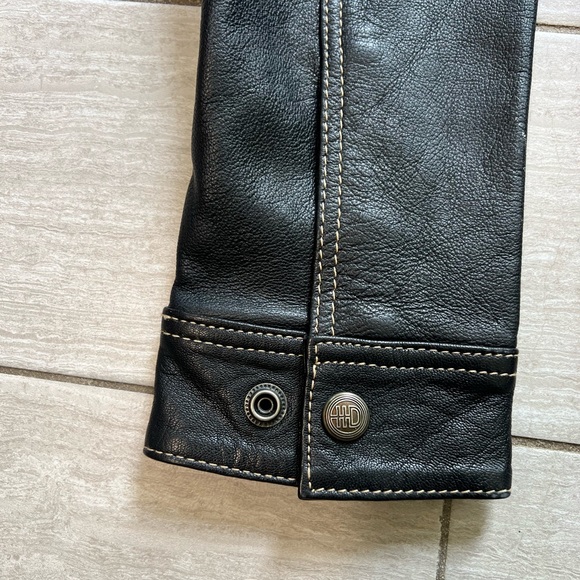 Harley Davidson Leather Motorcycle Jacket w/ Gold Embroidered Angel Wings - Picture 4 of 9